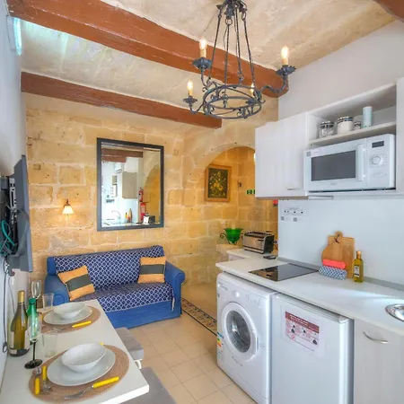 Semesterbostad Charming House In The Heart Of Cpac1-3 Valletta