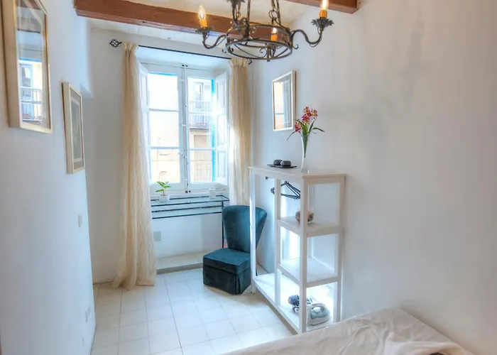 Сasa de vacaciones Charming House In The Heart Of Cpac1-3